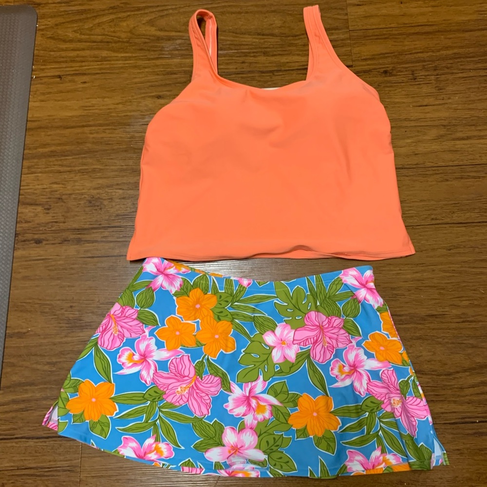 LL Bean Tankini, size 12, good fit with built in shelf bra.